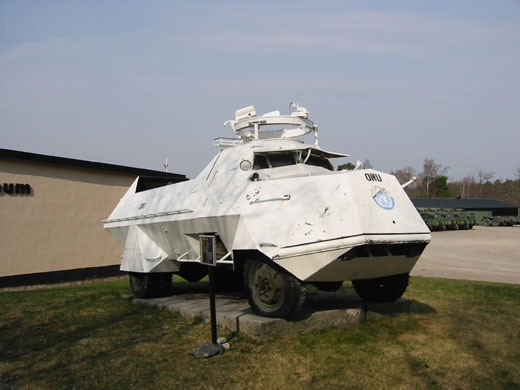 144-4486_IMG